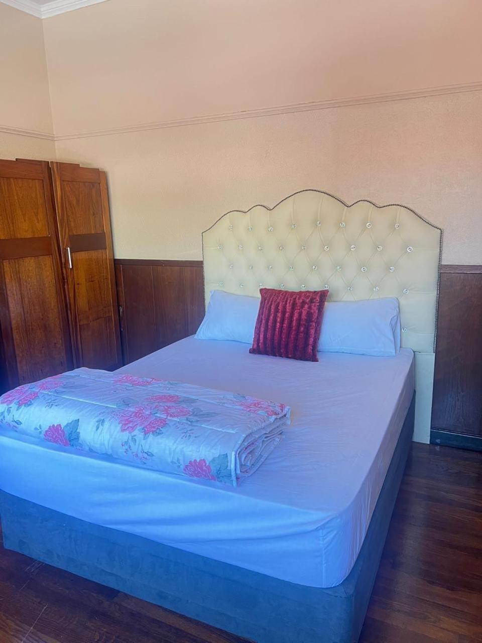 קייפטאון Triple S Guest House מראה חיצוני תמונה