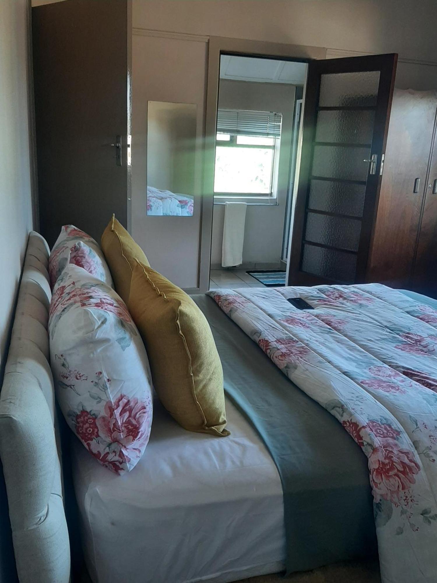 קייפטאון Triple S Guest House מראה חיצוני תמונה