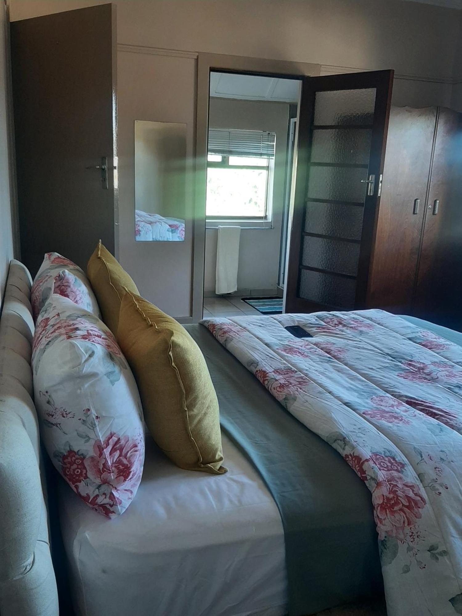 קייפטאון Triple S Guest House מראה חיצוני תמונה